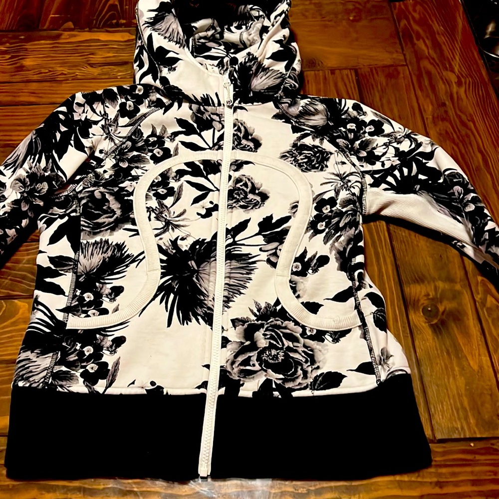 Lulu lemon athletica hoodie